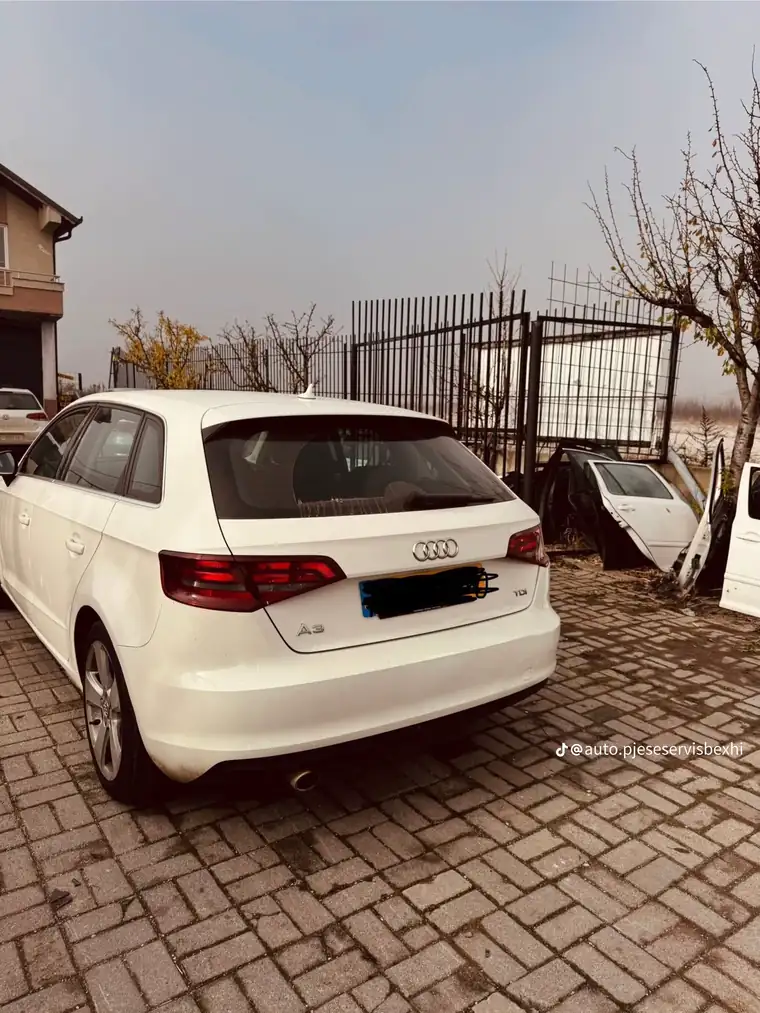 Pjesa e pasme e Audi A3 Sportback